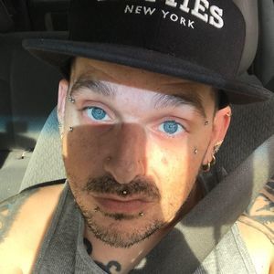 Meet your Posher, Bobby